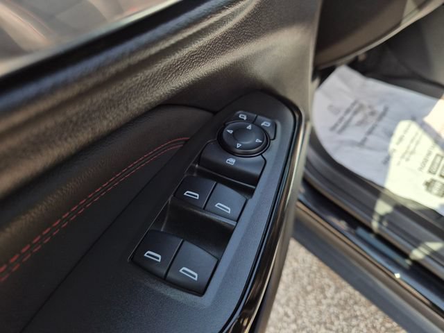 Used 2024 Chevrolet Trax RS w/ Sunroof Package FWD image 13