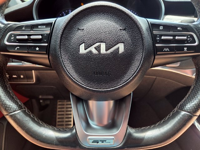 Used 2023 Kia Stinger GT-Line w/ Sun & Sound Package RWD image 32