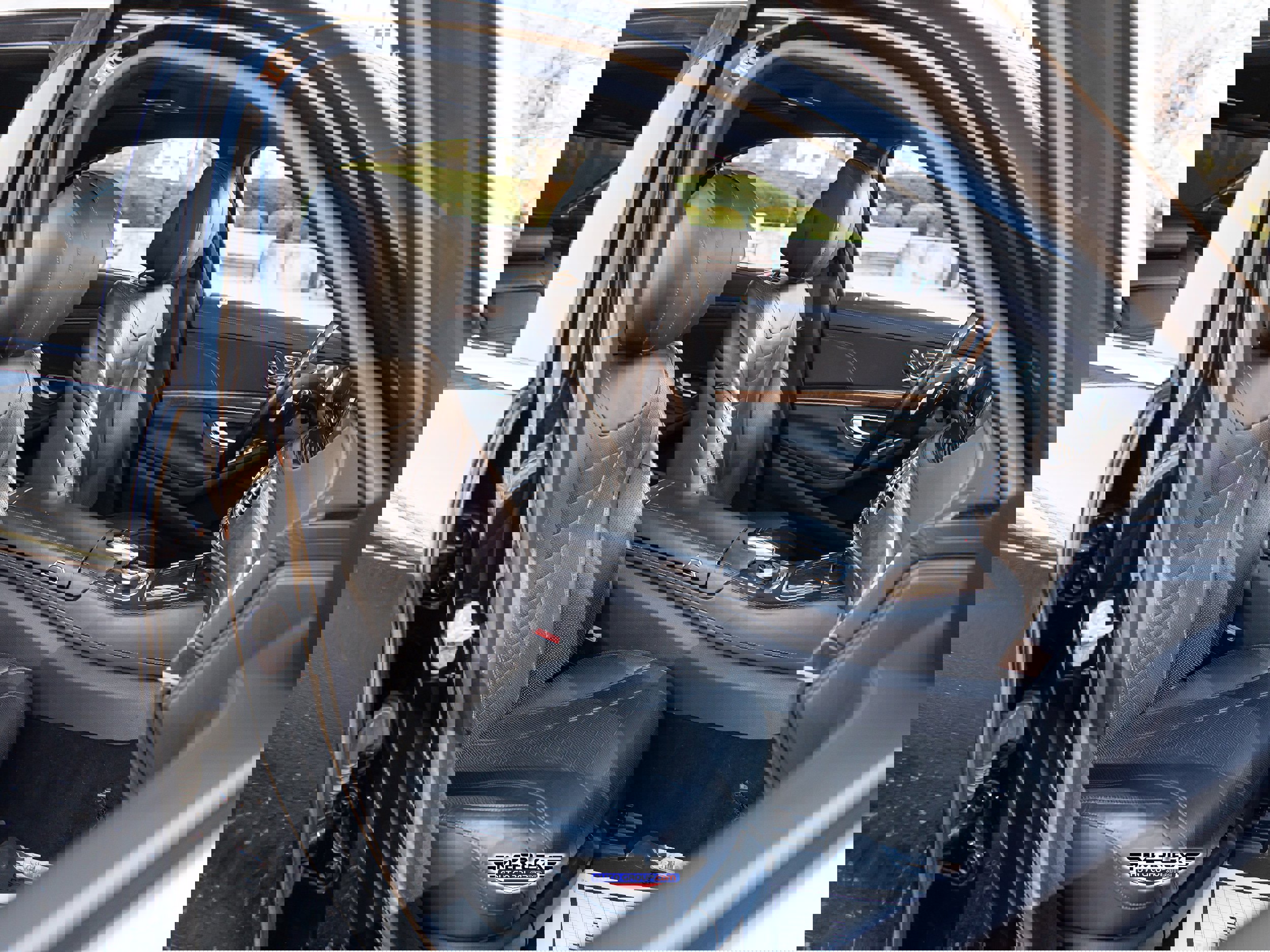 Used 2015 Mercedes-Benz S 550 4MATIC Sedan image 16