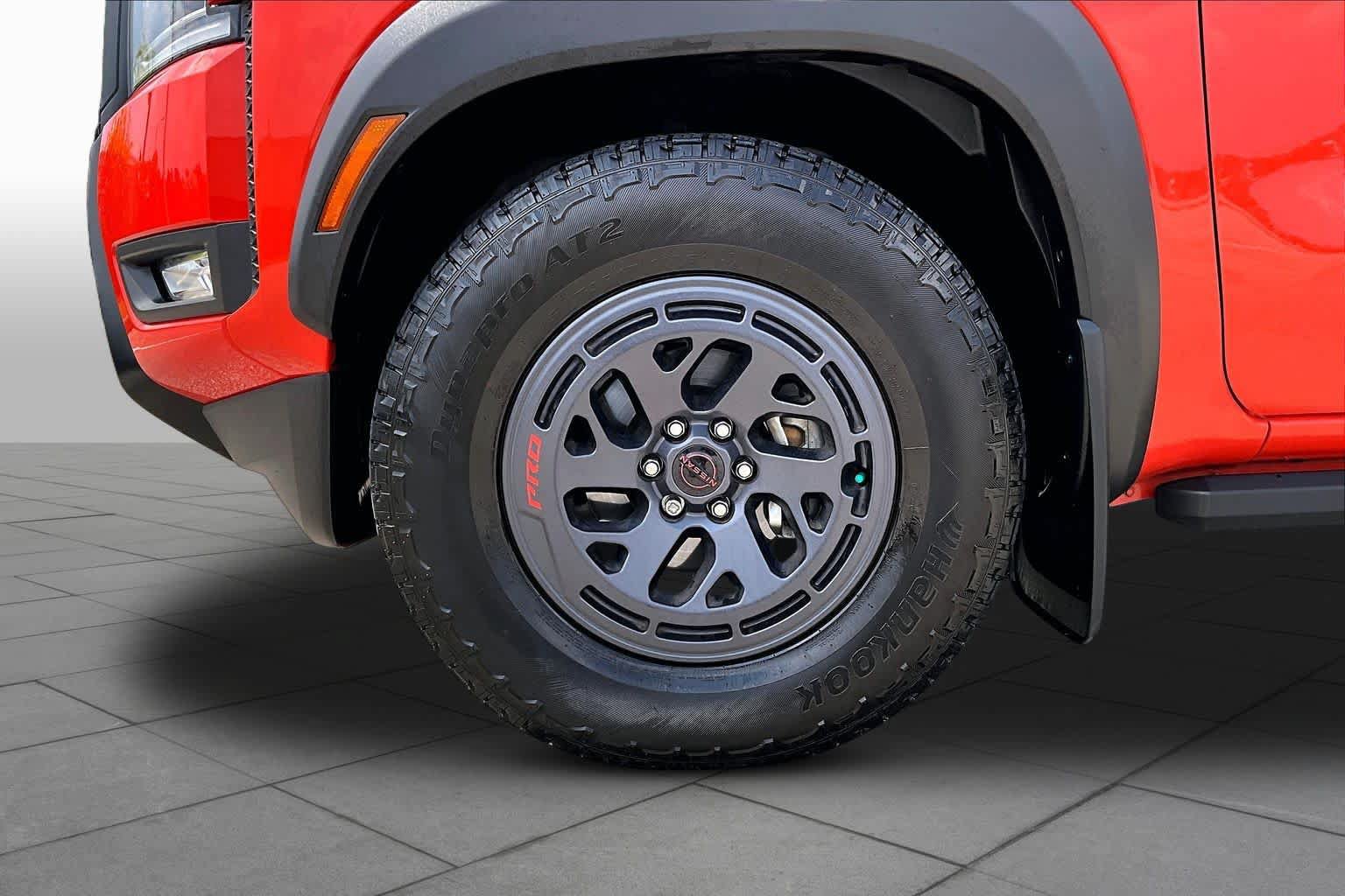 Used 2025 Nissan Frontier Pro-X w/ Pro Convenience Package RWD image 19