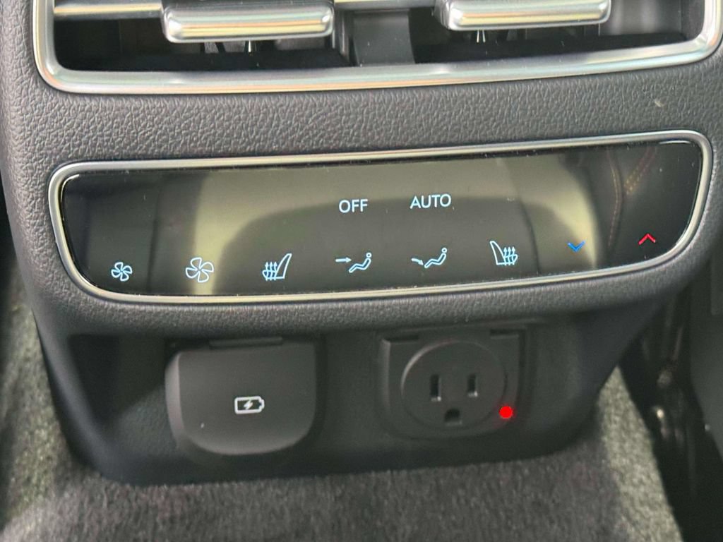 New 2026 Genesis GV70 3.5T Sport Prestige AWD/4WD image 11
