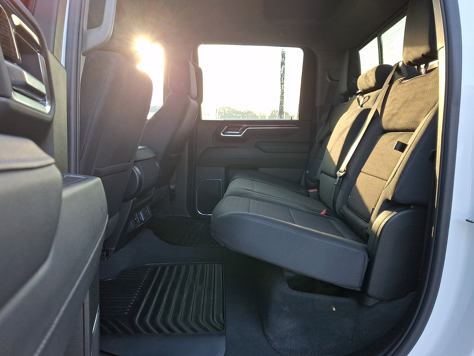 Used 2025 Chevrolet Silverado 2500 LT w/ All Star Edition AWD/4WD image 13