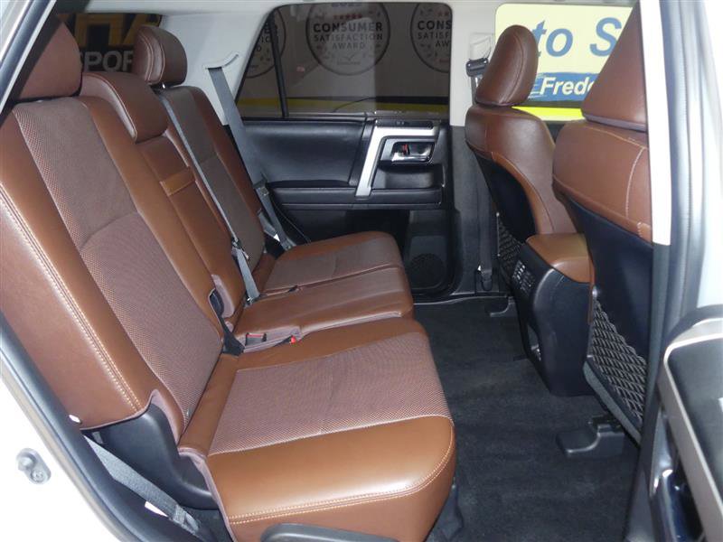 Used 2024 Toyota 4Runner Limited image 21