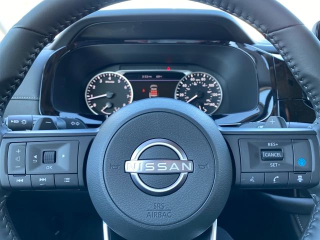 New 2025 Nissan Pathfinder SV w/ Black Appearance Package image 16