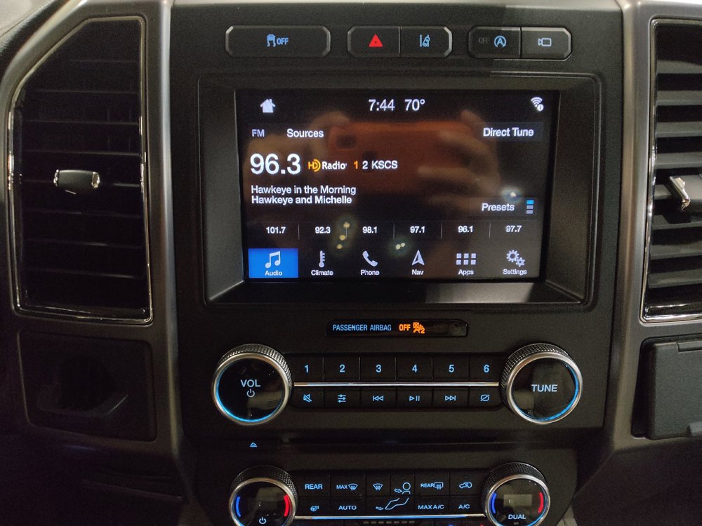 Used 2018 Ford Expedition Max Platinum RWD image 25