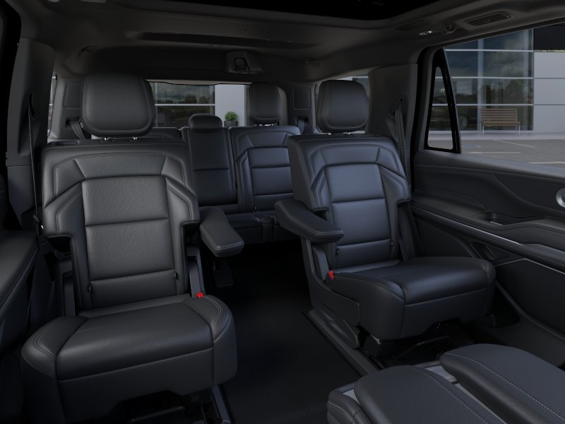 New 2026 Lincoln Navigator Reserve AWD/4WD image 11