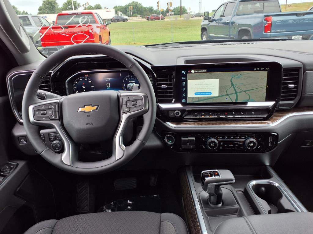 New 2025 Chevrolet Silverado 1500 LT image 17