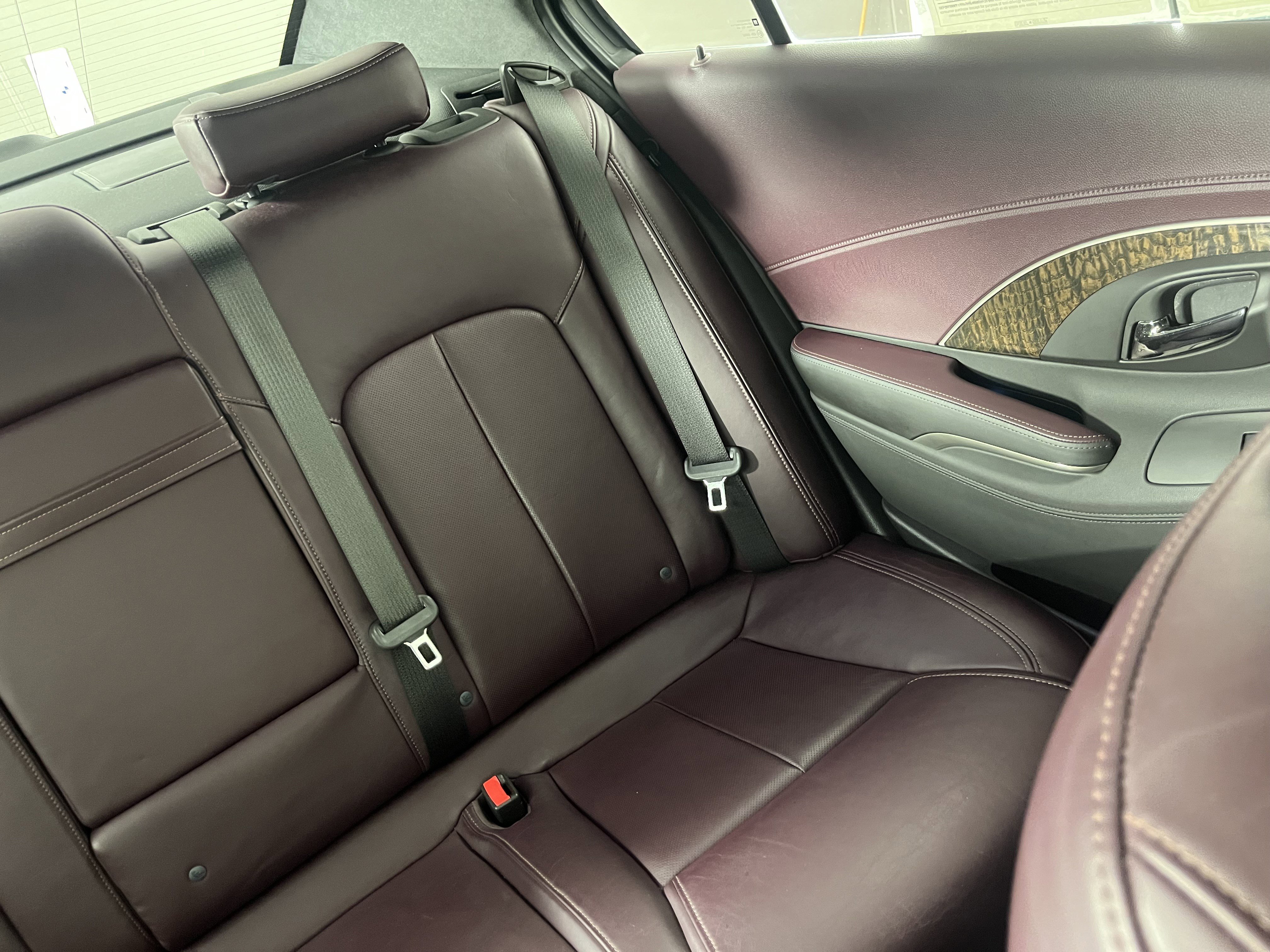 Used 2014 Buick LaCrosse Premium w/ Ultra Luxury Package image 23