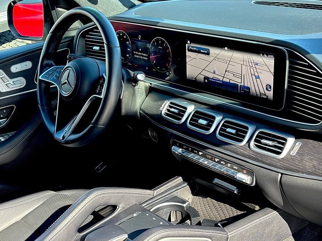 Used 2025 Mercedes-Benz GLE 450 4MATIC image 27