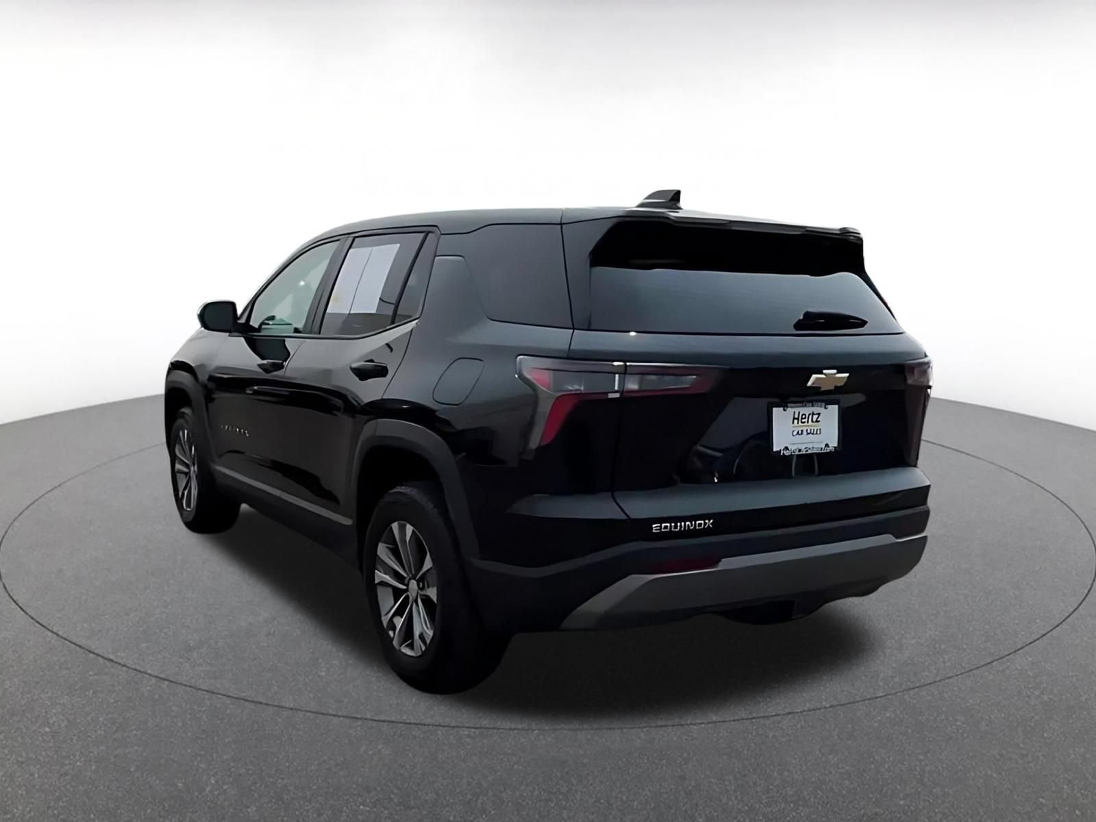 Used 2025 Chevrolet Equinox LT FWD image 10