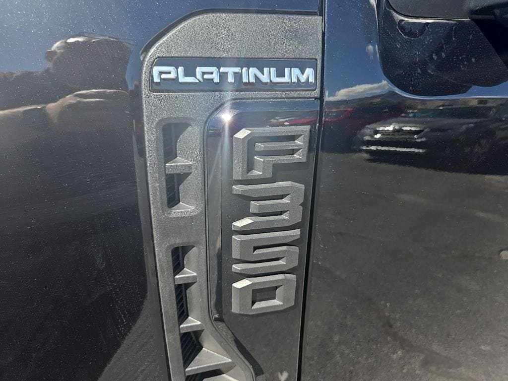 Used 2025 Ford F350 Platinum AWD/4WD image 43