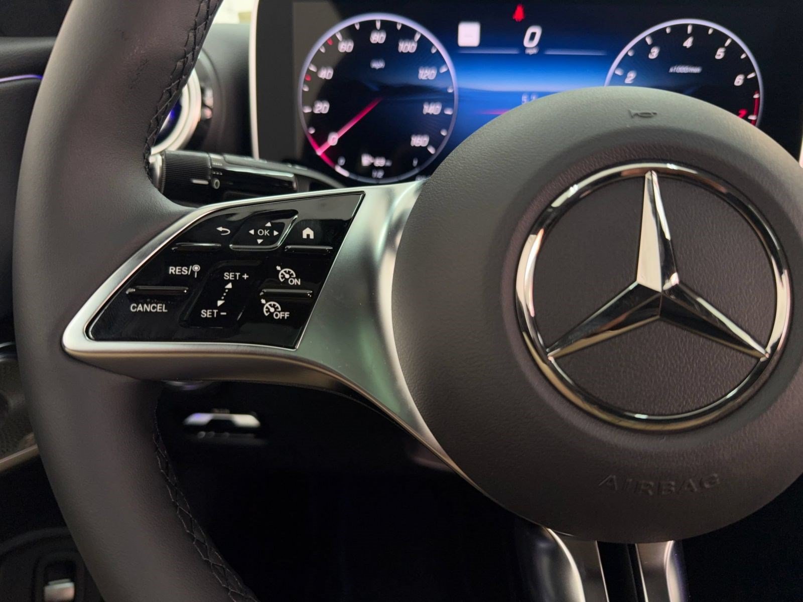 New 2026 Mercedes-Benz CLE 300 4MATIC Coupe image 13