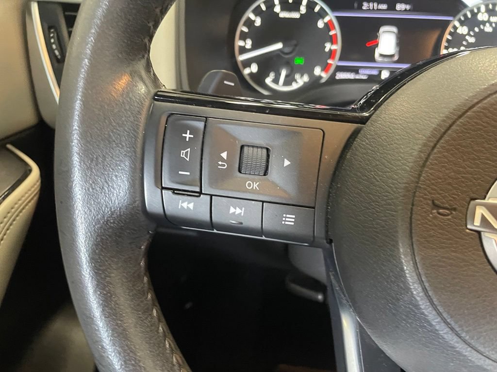 Certified 2023 Nissan Rogue SV w/ SV Premium B Package FWD image 13