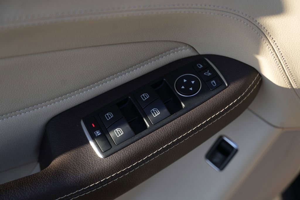 Used 2017 Mercedes-Benz GLE 400 4MATIC image 22