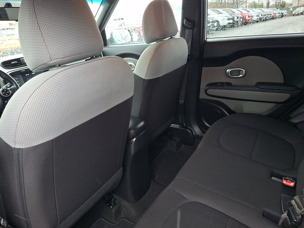Used 2018 Kia Soul w/ Convenience Package image 20