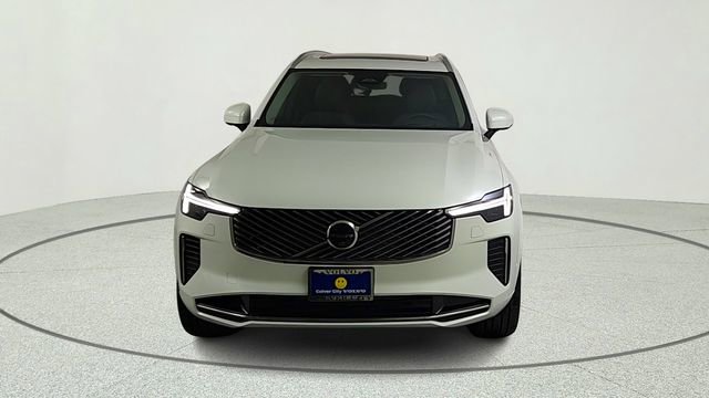 New 2026 Volvo XC90 T8 Ultra w/ Protection Package AWD/4WD image 2