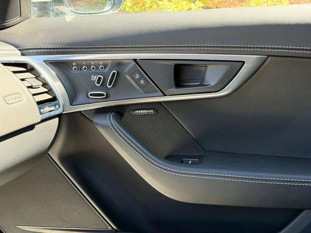 Used 2021 Jaguar F-TYPE R-Dynamic image 29