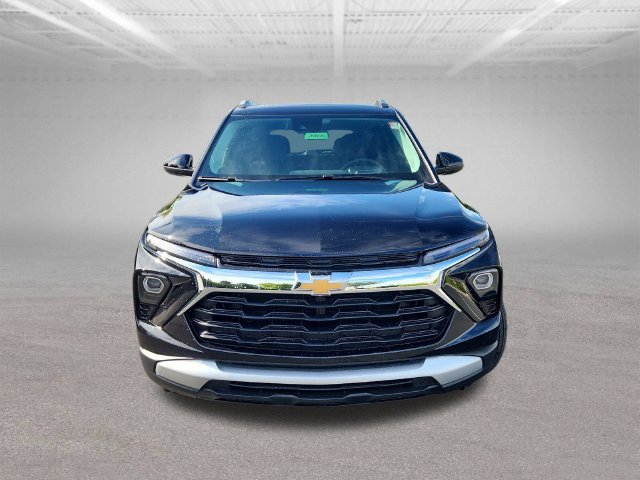 New 2026 Chevrolet TrailBlazer LT w/ LT Cold Weather Package AWD/4WD image 2