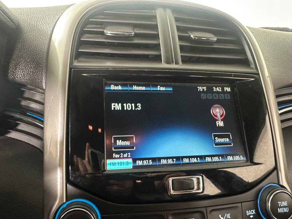 Used 2016 Chevrolet Malibu LTZ FWD image 26
