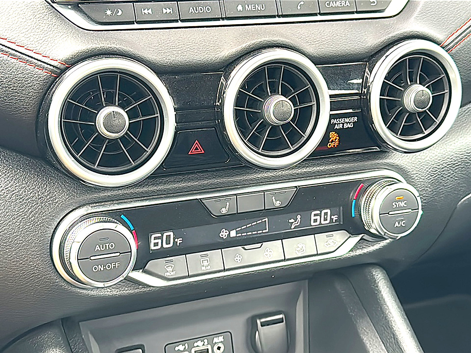 Used 2025 Nissan Sentra SR FWD image 33