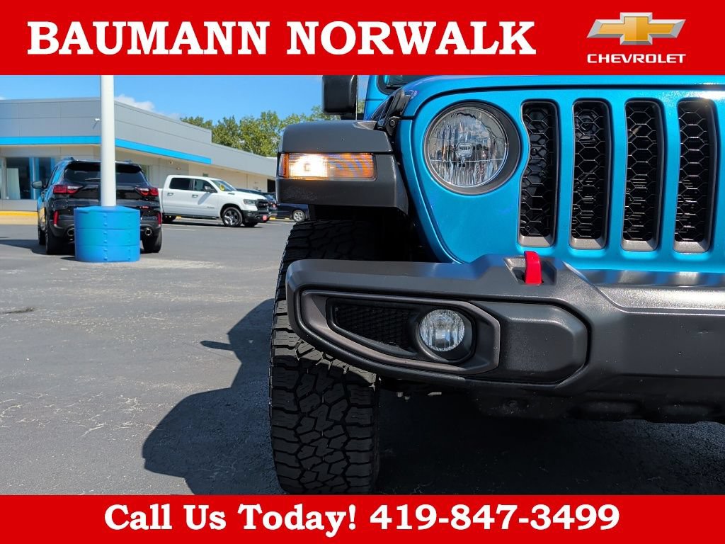 Used 2023 Jeep Gladiator Rubicon w/ Cold Weather Group AWD/4WD image 9