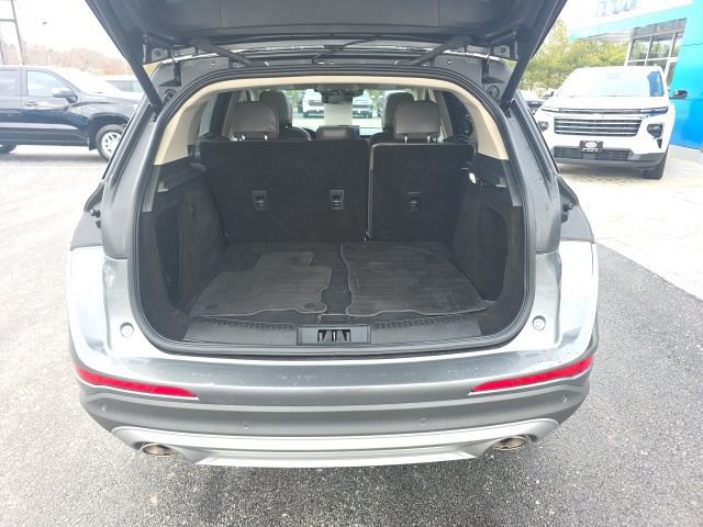 Used 2025 Lincoln Corsair Premiere w/ Equipment Group 101A image 31