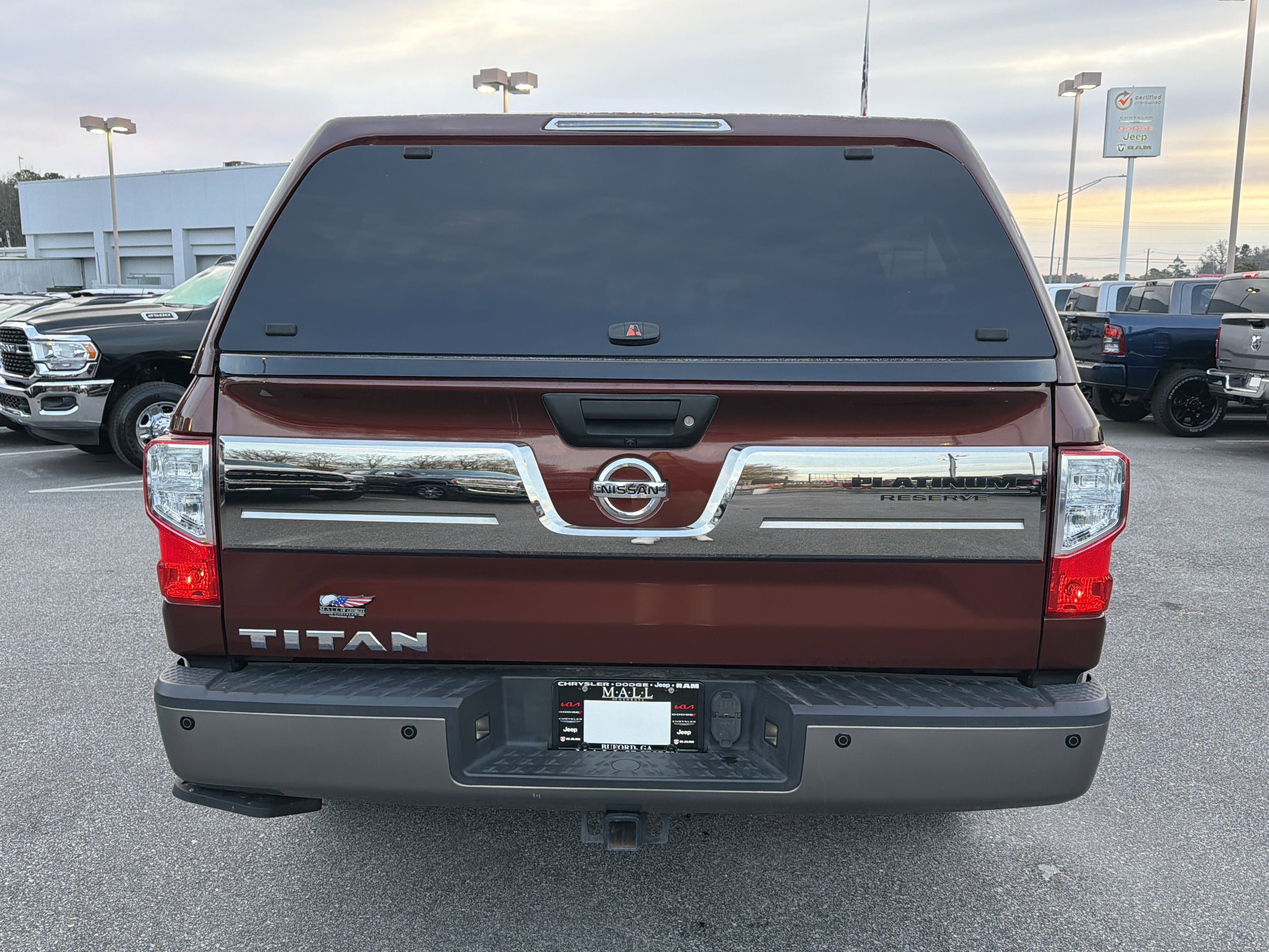 Used 2019 Nissan Titan Platinum Reserve w/ Platinum Utility Package image 7