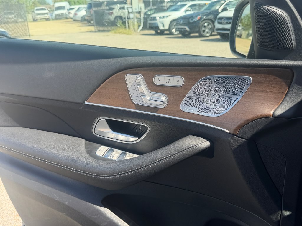 Certified 2024 Mercedes-Benz GLS 450 4MATIC image 16