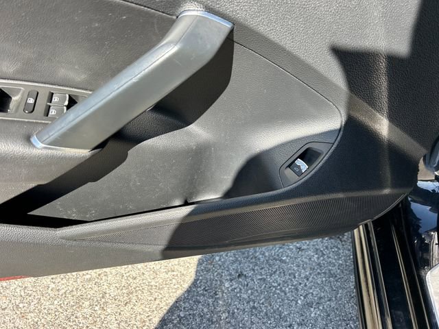 Used 2017 Volkswagen Passat 1.8T R-Line image 31