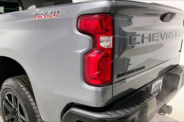 Used 2021 Chevrolet Silverado 1500 LT Trail Boss w/ Bed Protection Package image 39