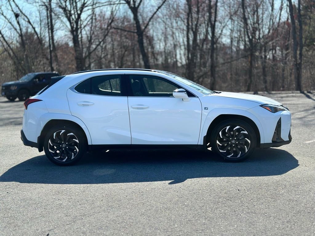 Used 2023 Lexus UX 250h F Sport image 8