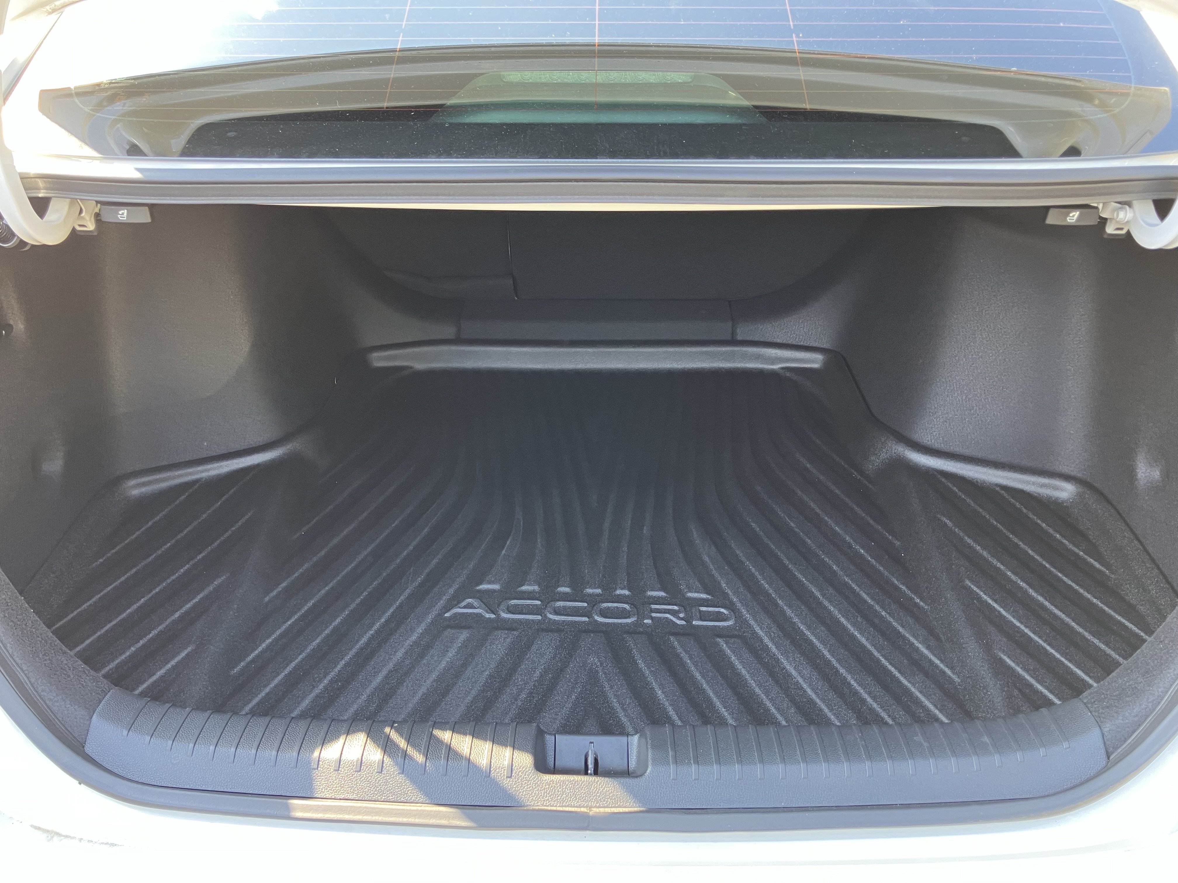 Used 2025 Honda Accord Touring image 36