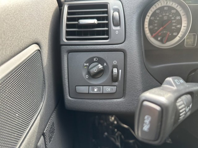 Used 2013 Volvo C70 T5 image 25