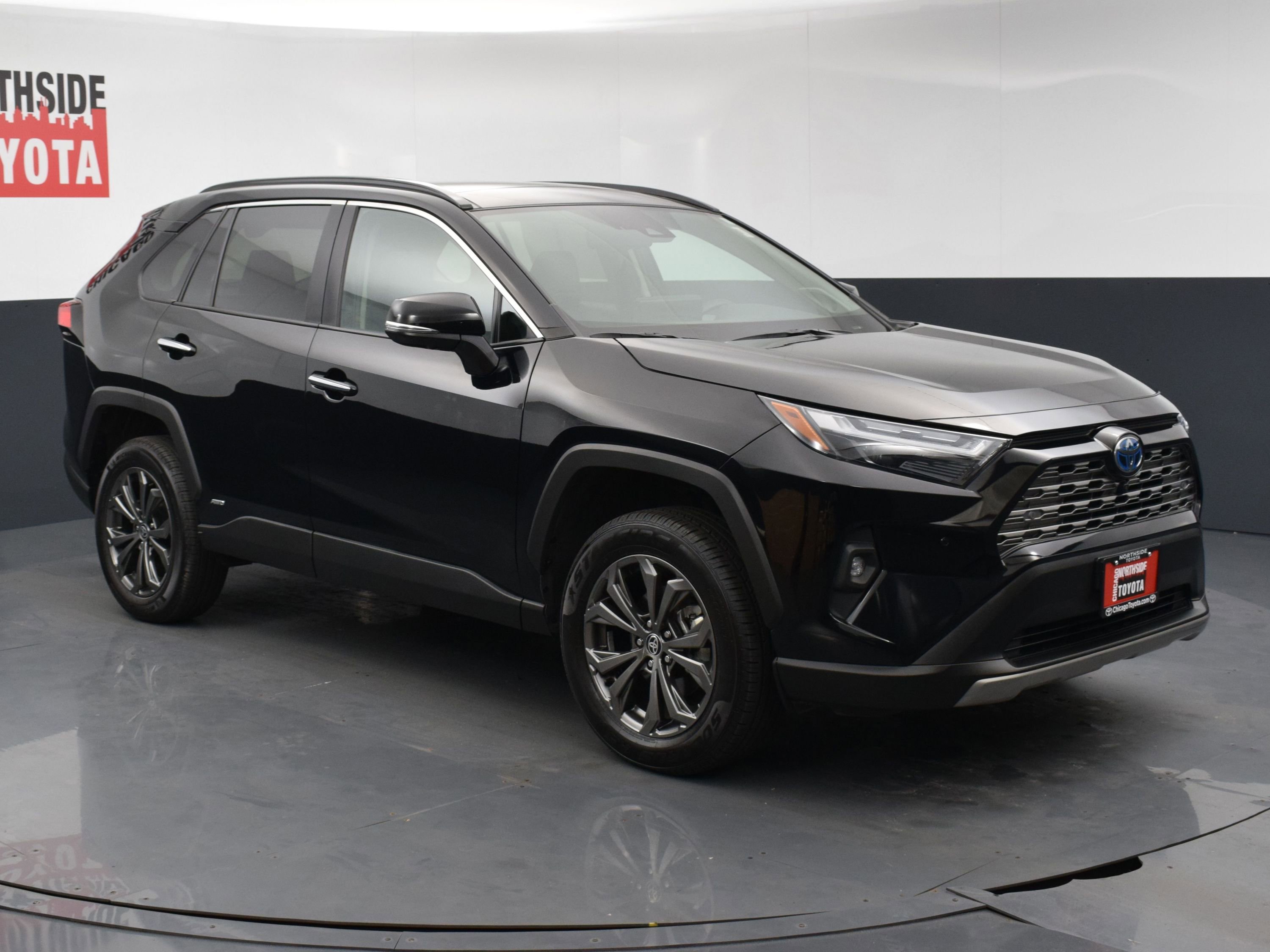 Used 2024 Toyota RAV4 Limited w/ Advanced Technology Package AWD/4WD image 6
