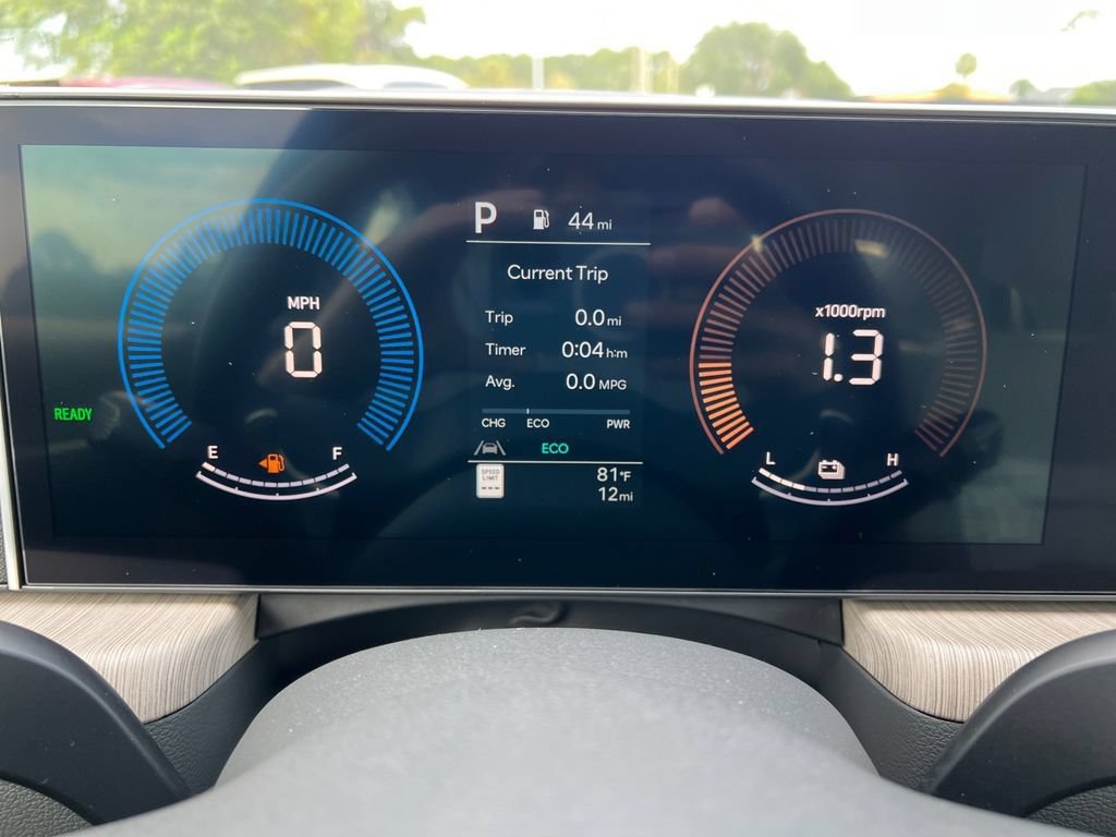 New 2025 Hyundai Sonata SEL FWD image 19