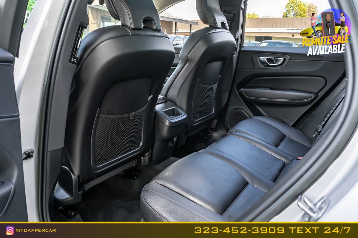 Used 2023 Volvo XC60 B5 Plus AWD/4WD image 16