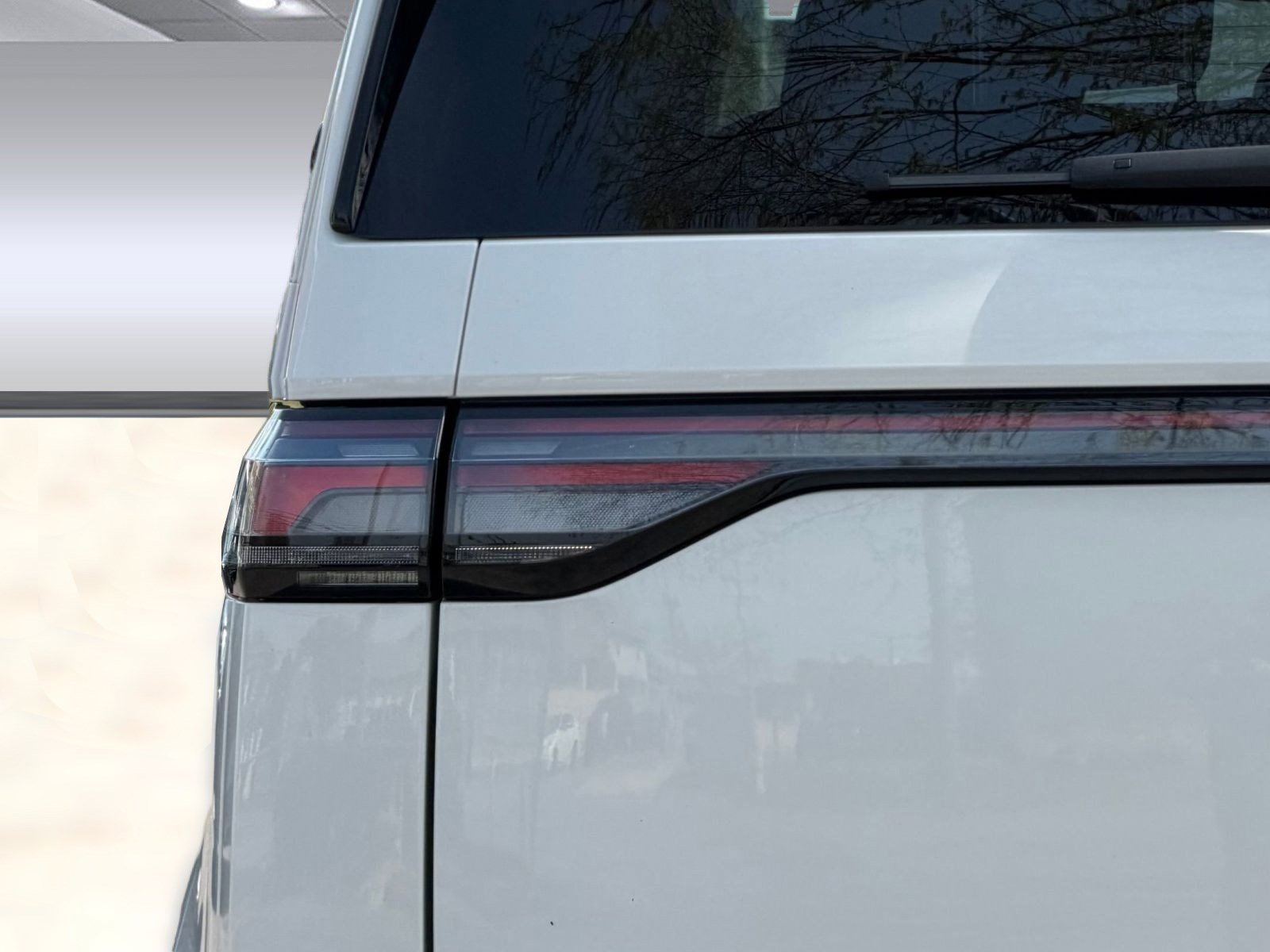 Used 2025 Volkswagen ID. Buzz Pro S RWD image 12