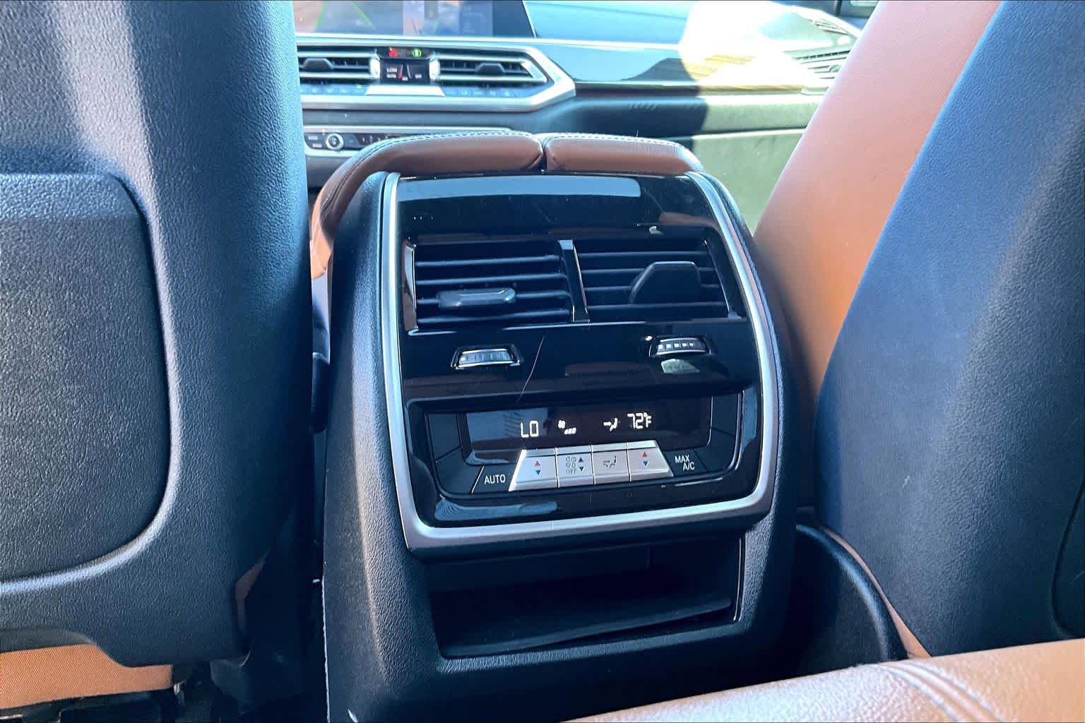 Used 2019 BMW X5 xDrive40i w/ M Sport Package AWD/4WD image 30