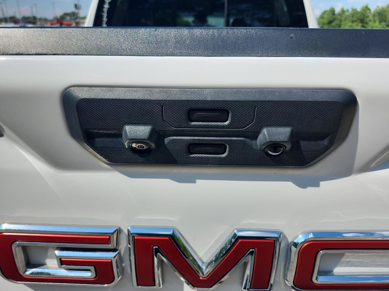 Used 2024 GMC Sierra 1500 AT4X AWD/4WD image 14