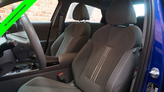 Used 2023 Hyundai Elantra SEL w/ Convenience Package image 10