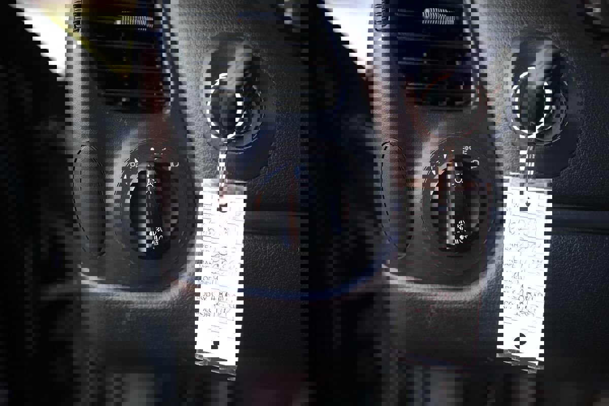 Used 2004 Porsche 911 Carrera image 11