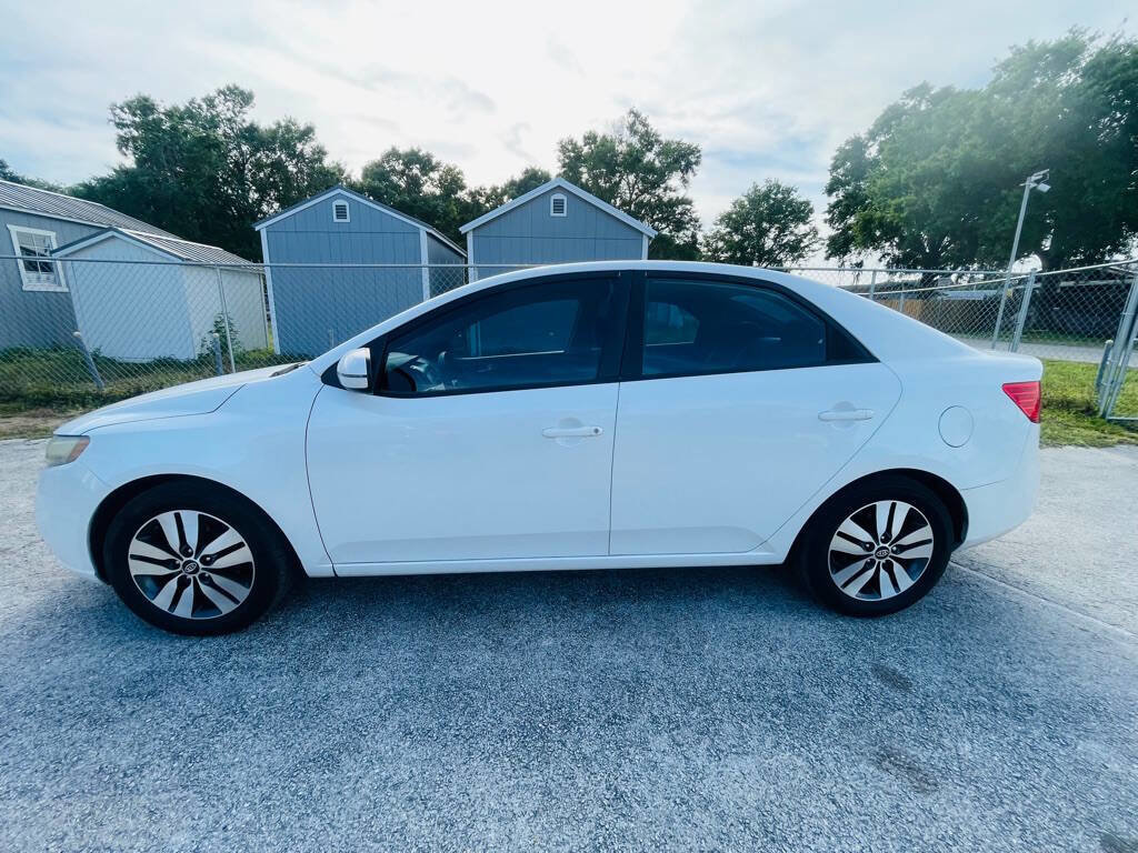 Used 2013 Kia Forte EX w/ Premium Pkg image 6