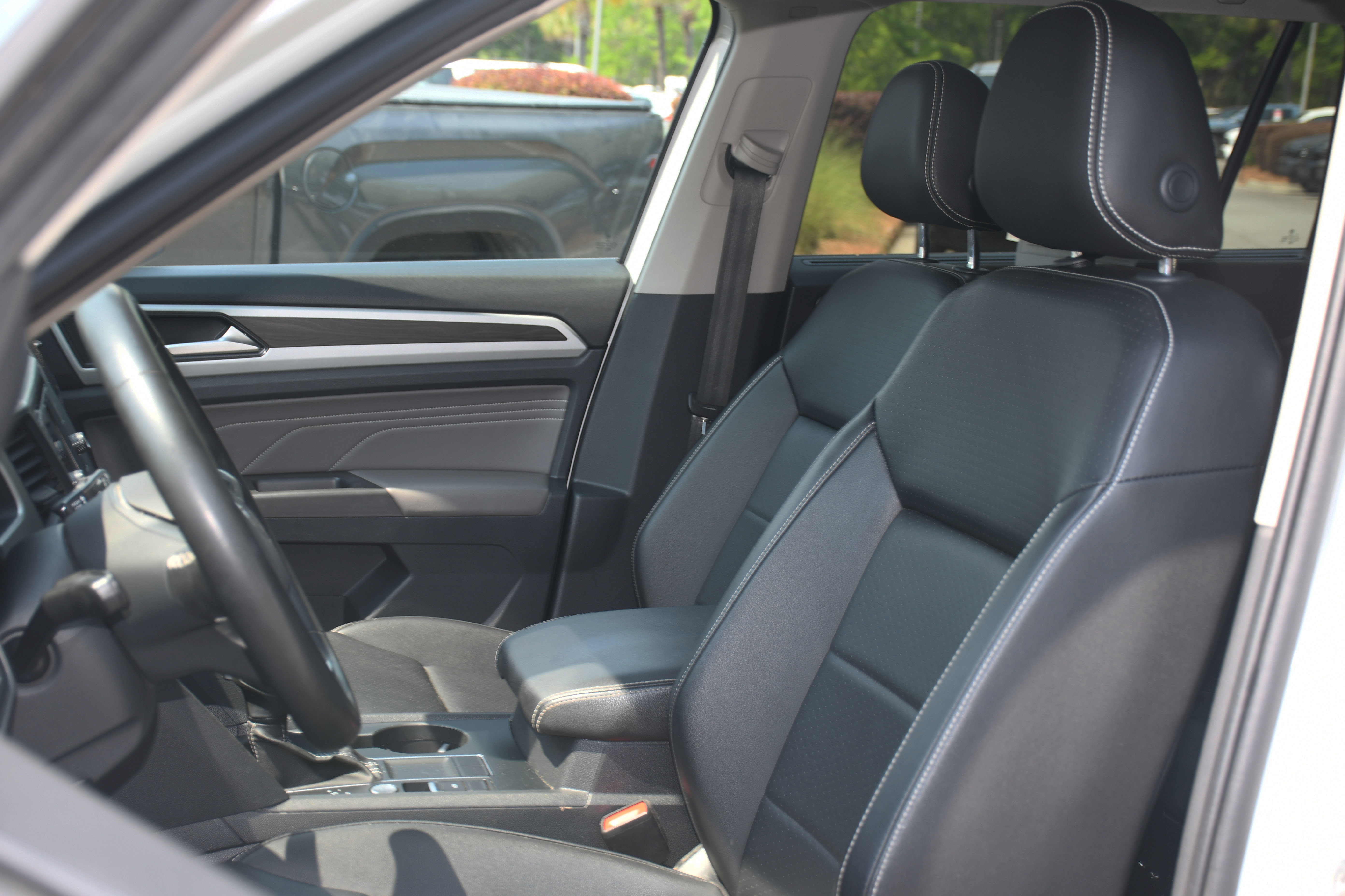Used 2022 Volkswagen Atlas SE FWD image 11