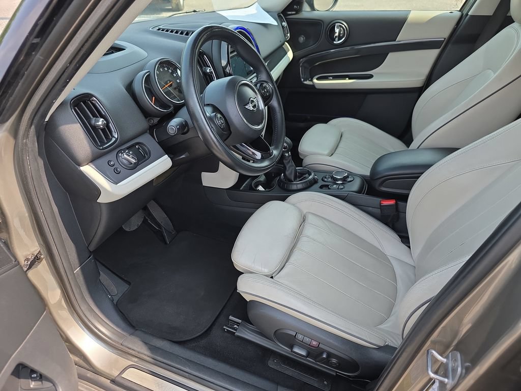 Used 2017 MINI Cooper Countryman S FWD image 11