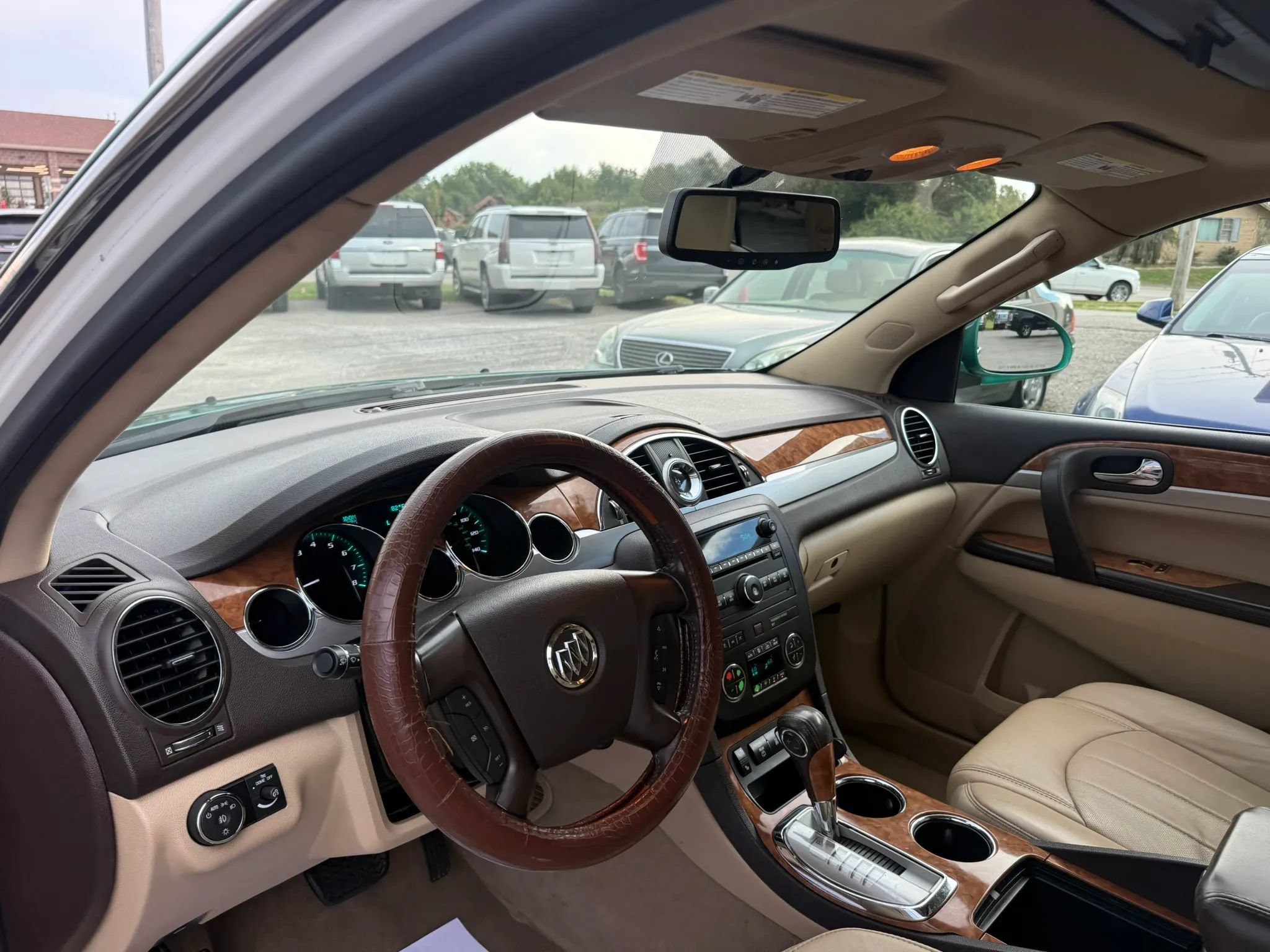 Used 2012 Buick Enclave Leather FWD image 11