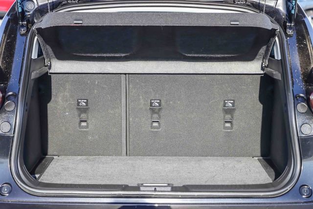 Used 2025 Chevrolet Trax LT w/ LT Convenience Package image 28