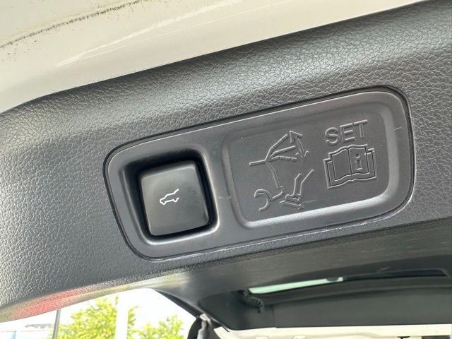 Used 2023 Ford Expedition Max Limited image 34