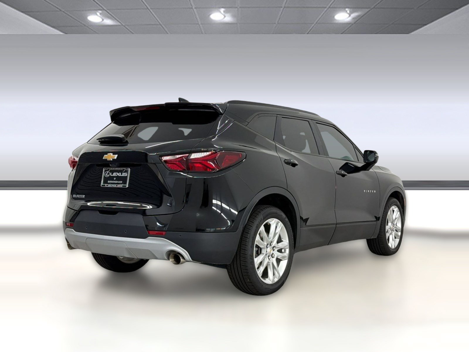 Used 2022 Chevrolet Blazer LT w/ Sound & Technology Package FWD image 9