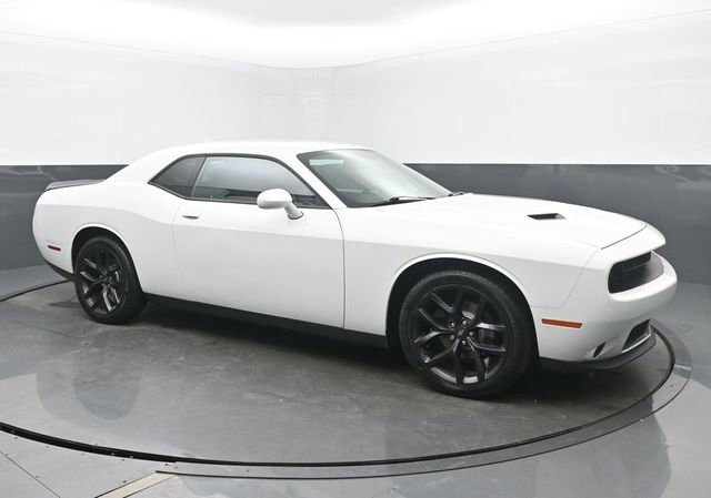 Used 2021 Dodge Challenger SXT w/ Blacktop Package image 7