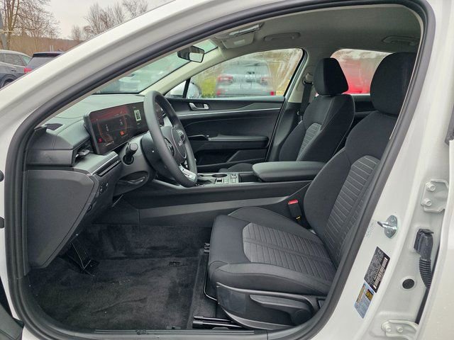 New 2026 Kia K5 LXS image 13